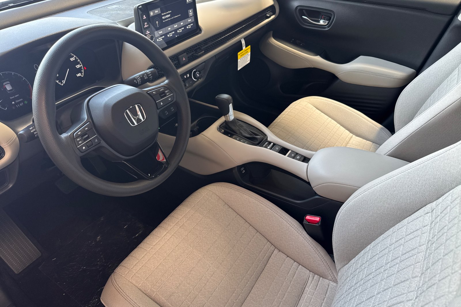New 2027 Platinum White Pearl Honda LX image 10