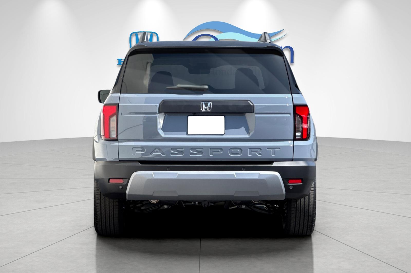 New 2026 Sonic Gray Pearl Honda RTL image 4
