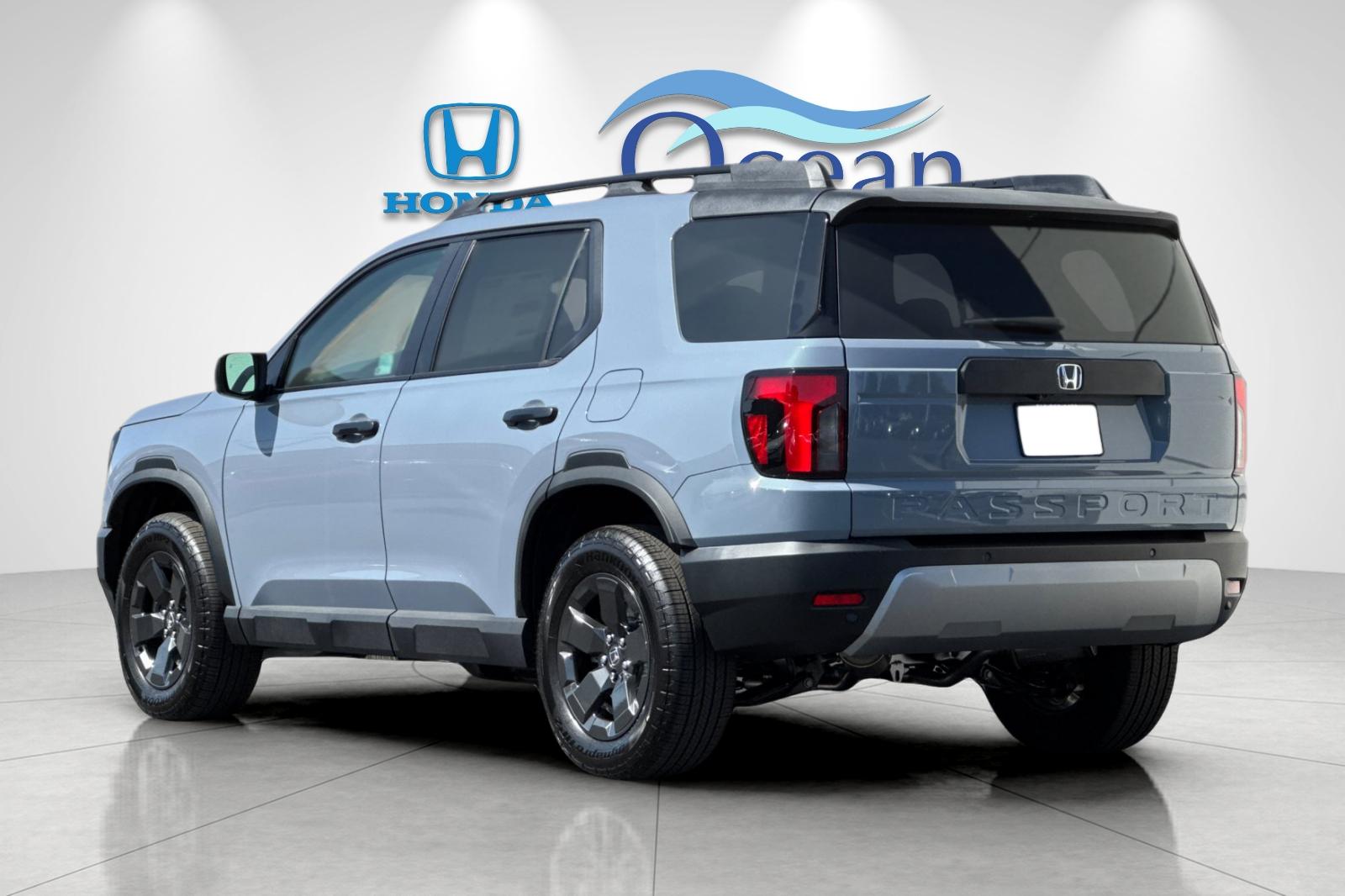 New 2026 Sonic Gray Pearl Honda RTL image 3