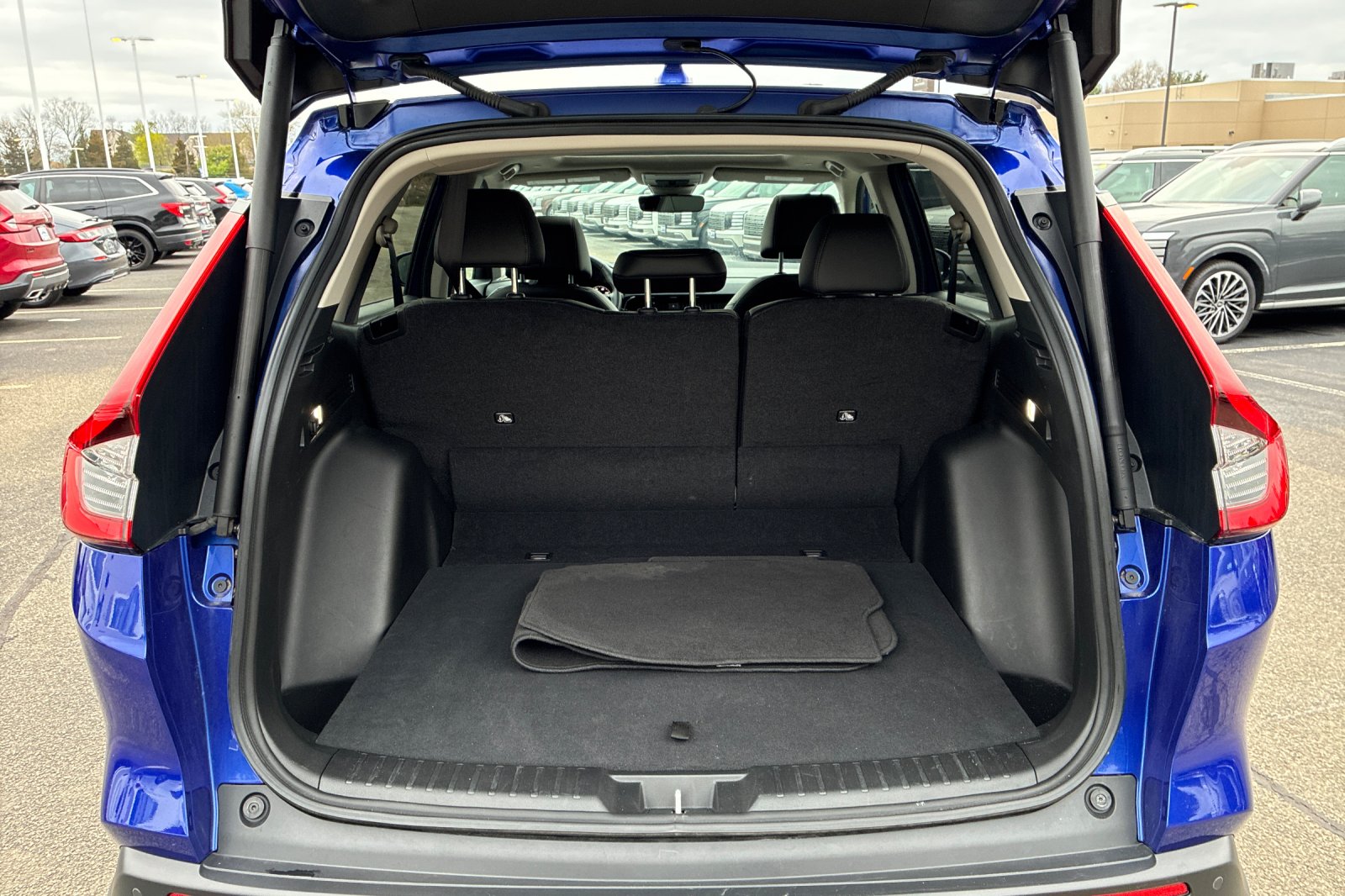 Used 2024 Still Night Pearl Honda EX-L image 18