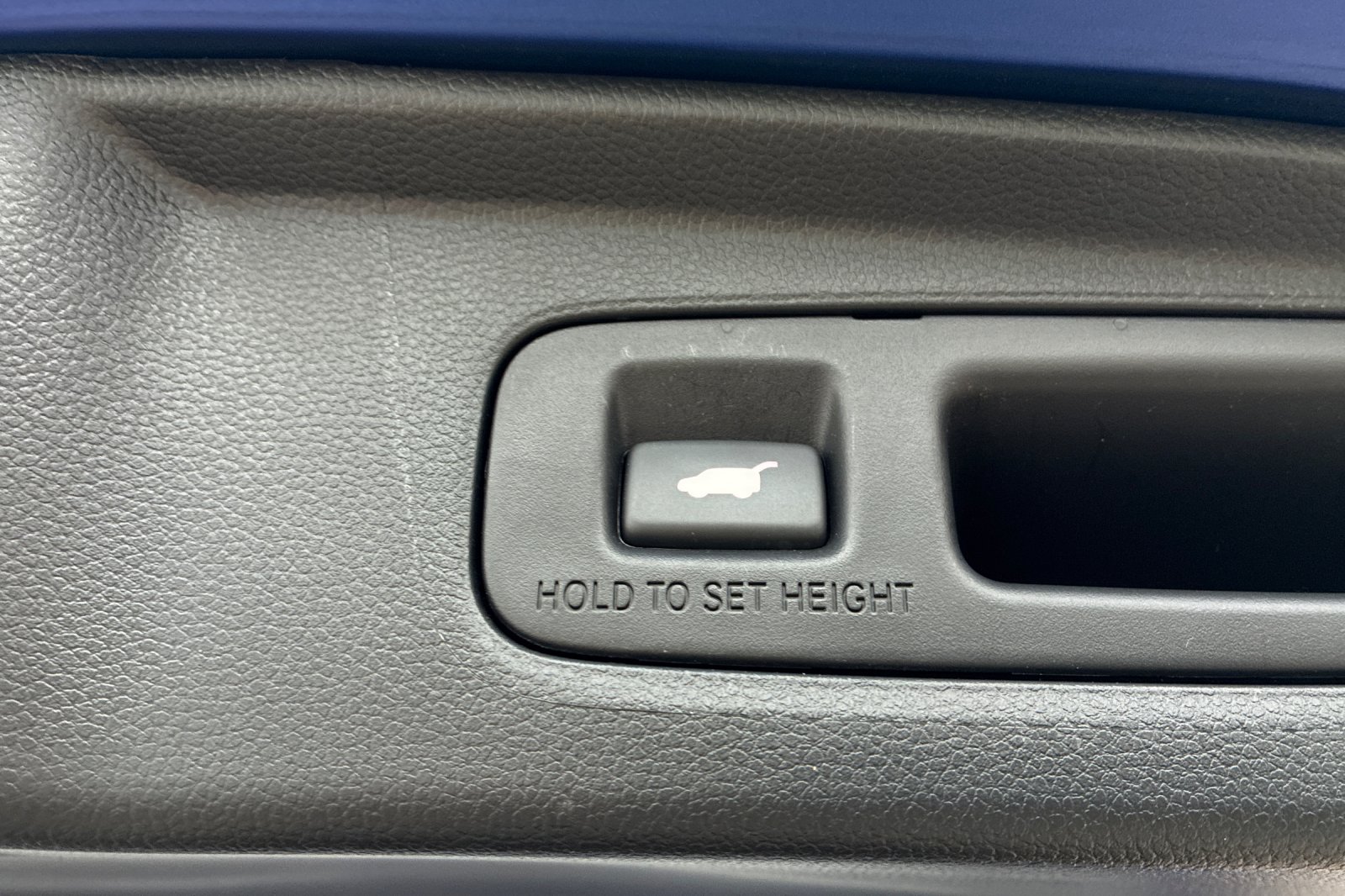 Used 2024 Still Night Pearl Honda EX-L image 32