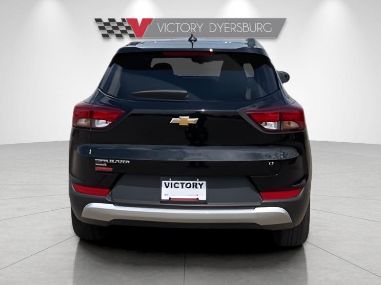 Used 2025 Black Chevrolet LT image 7