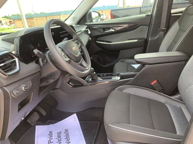 Used 2025 Black Chevrolet LT image 23