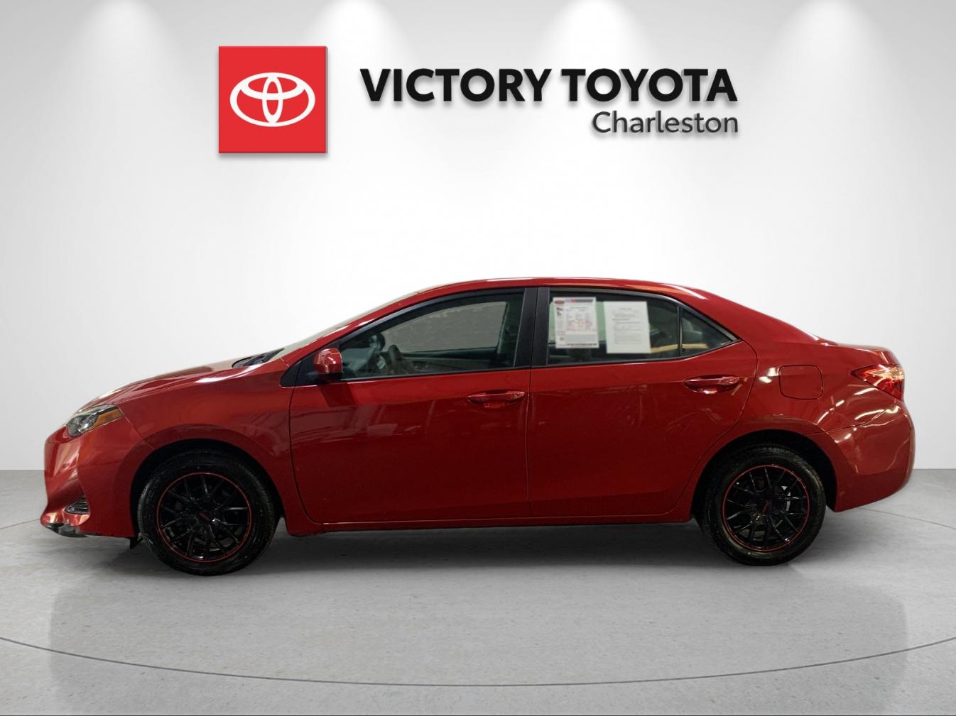 Used 2019 Toyota Corolla LE with VIN 2T1BURHE4KC168007 for sale in Charleston, WV