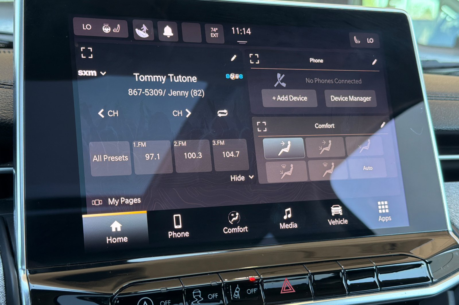 Used 2022 Black Jeep Latitude Lux image 16