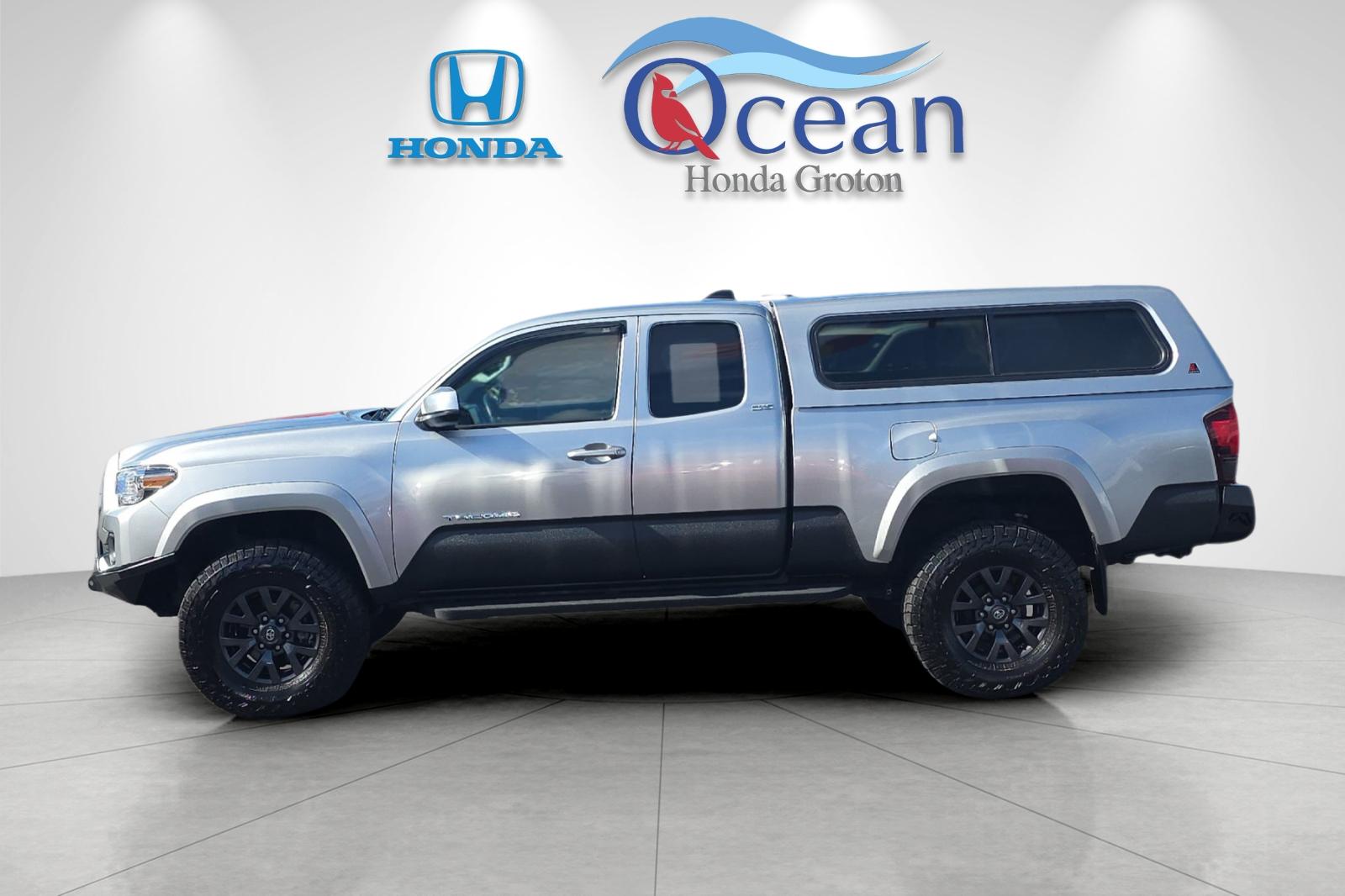 Used 2022 Celestial Silver Metallic Toyota SR5 image 6