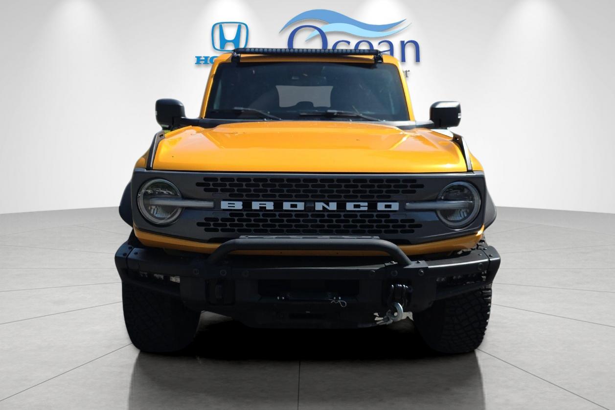 Used 2021 Cyber Orange Metallic Tricoat Ford Badlands image 8