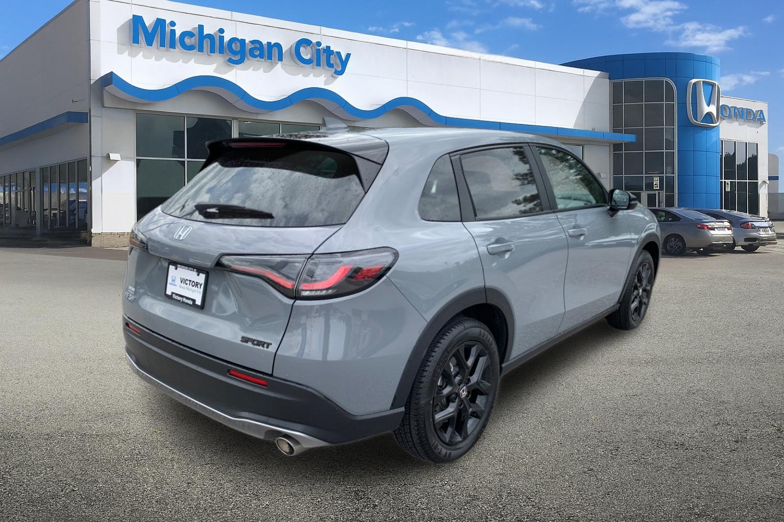 Certified Used 2025 Urban Gray Pearl Honda Sport image 5