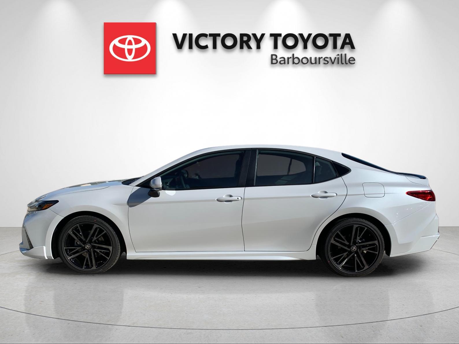 New 2026 Wind Chill Pearl Toyota XSE image 2
