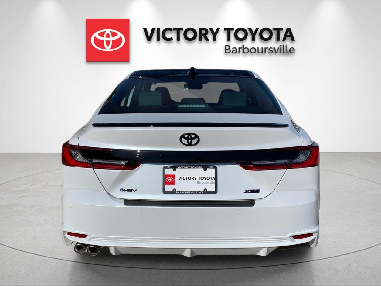 New 2026 Wind Chill Pearl Toyota XSE image 4
