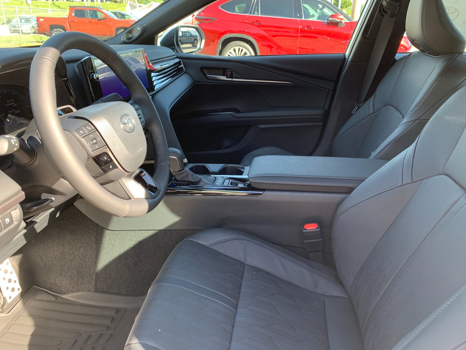 New 2026 Wind Chill Pearl Toyota XSE image 10