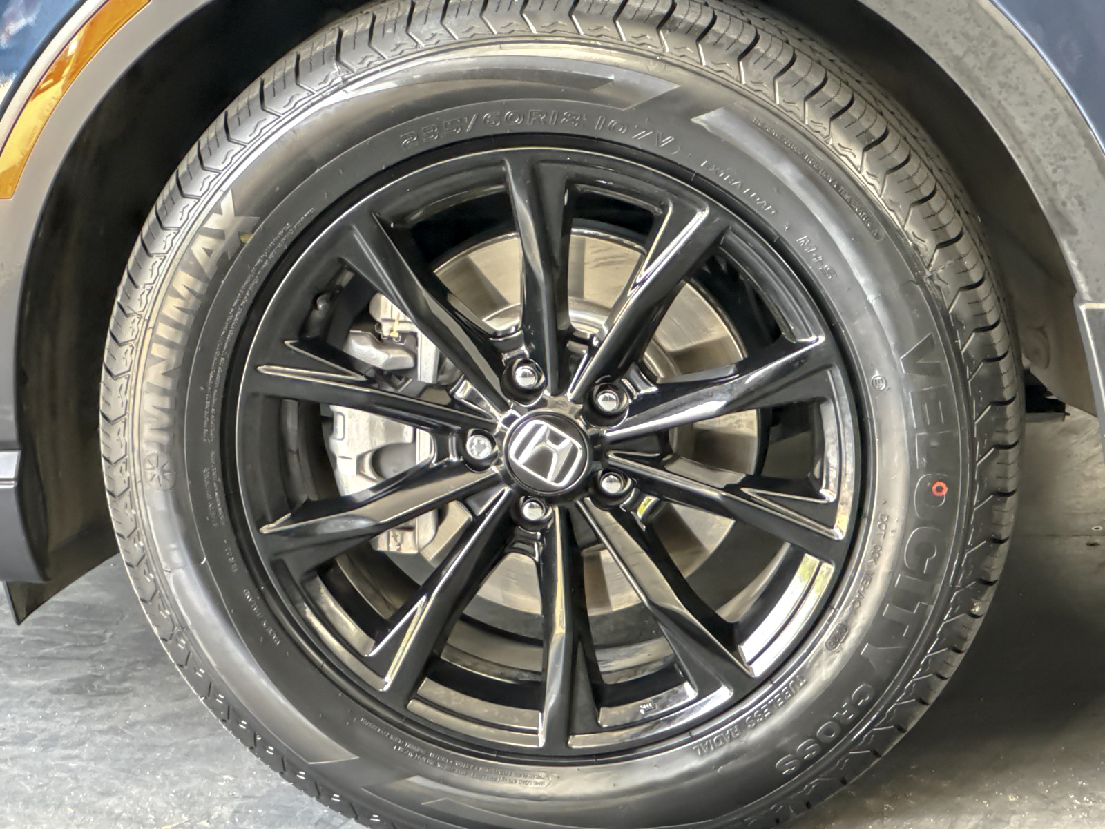Used 2025  Honda Sport image 24