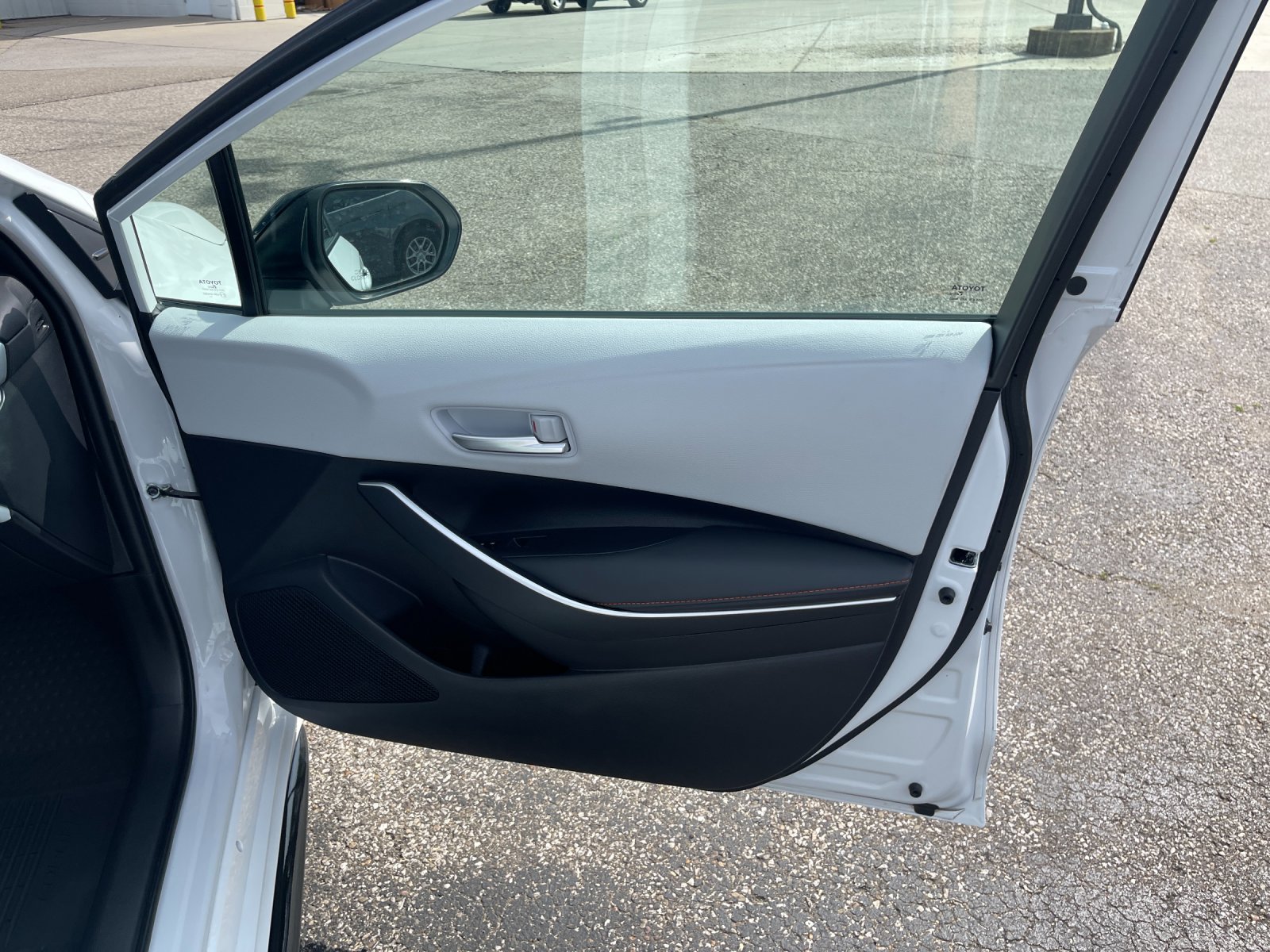 Used 2025 Midnight Black Metallic Toyota FX image 17