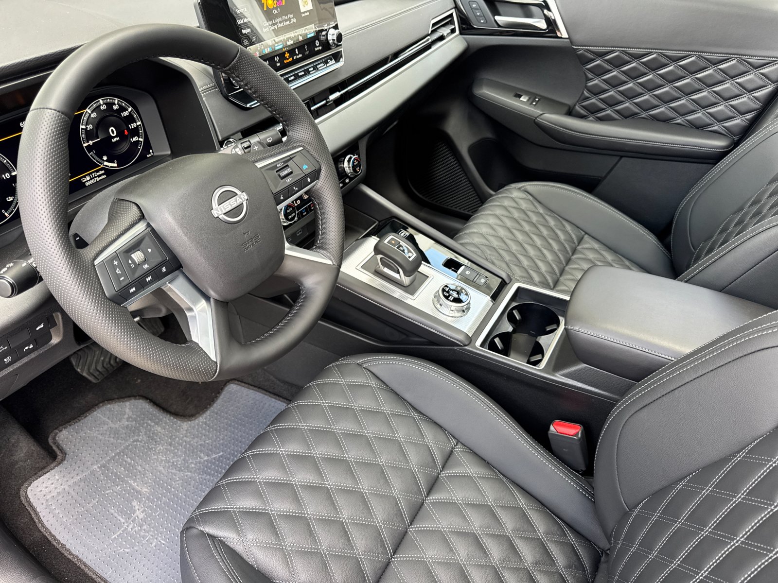 New 2026 Gray Nissan Platinum image 9