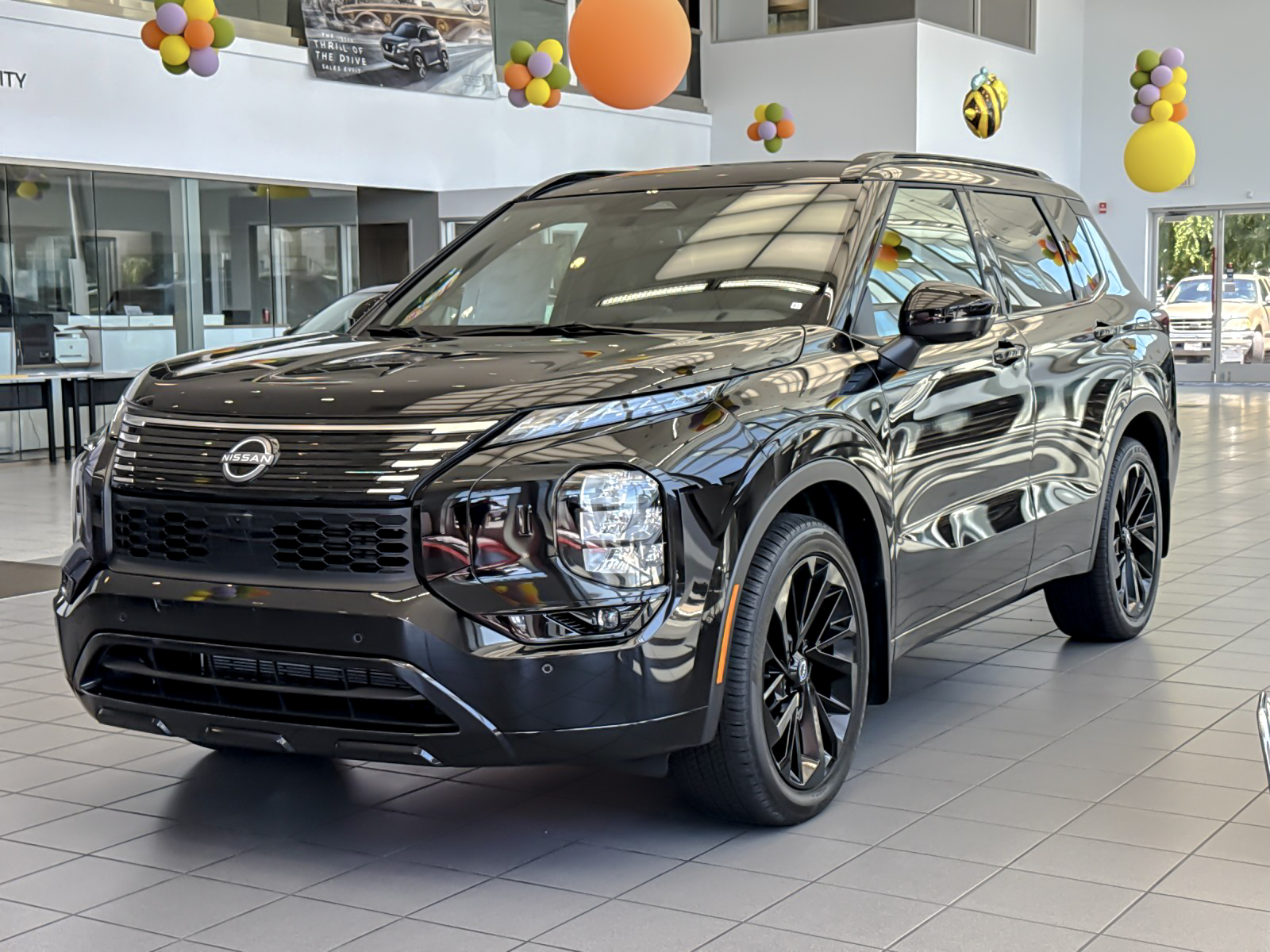 New 2026 Black Nissan Platinum image 6