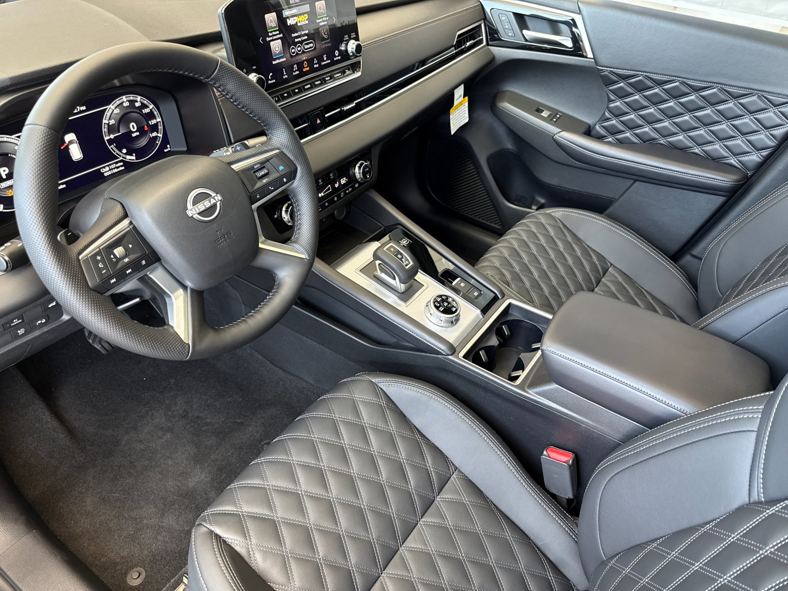 New 2026 Black Nissan Platinum image 8