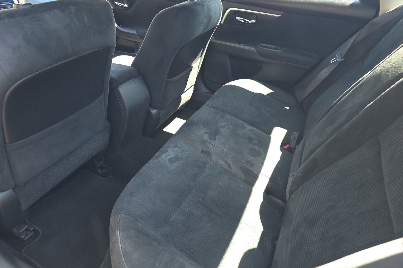 Used 2015 Pearl White Nissan 2.5 S image 13