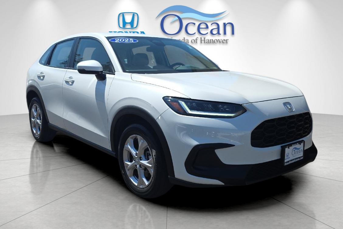 パンダ  (H-082) Pre-Owned 2025 Honda HR-V LX 4D Sport Utility in Brockton