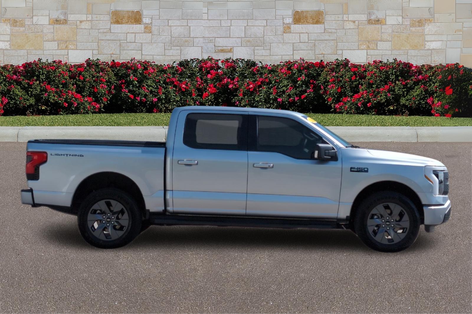 Used 2025 Ford F-150 Lightning Flash with VIN 1FT6W3LU1SWG14564 for sale in Nashville, TN