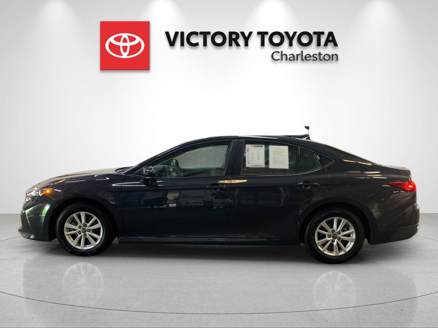 Used 2026  Toyota LE image 2