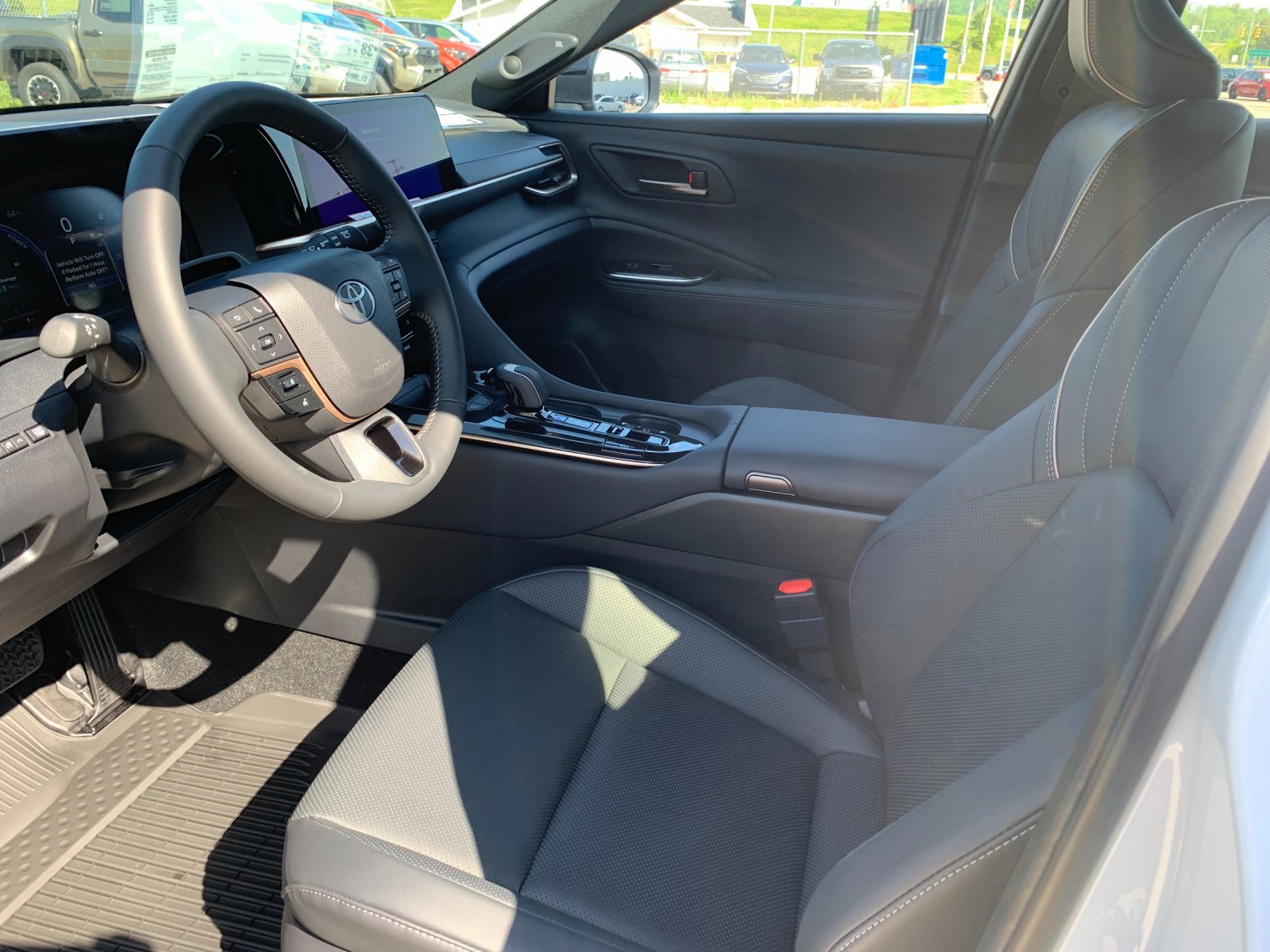 New 2026 Oxygen White Toyota Limited image 10
