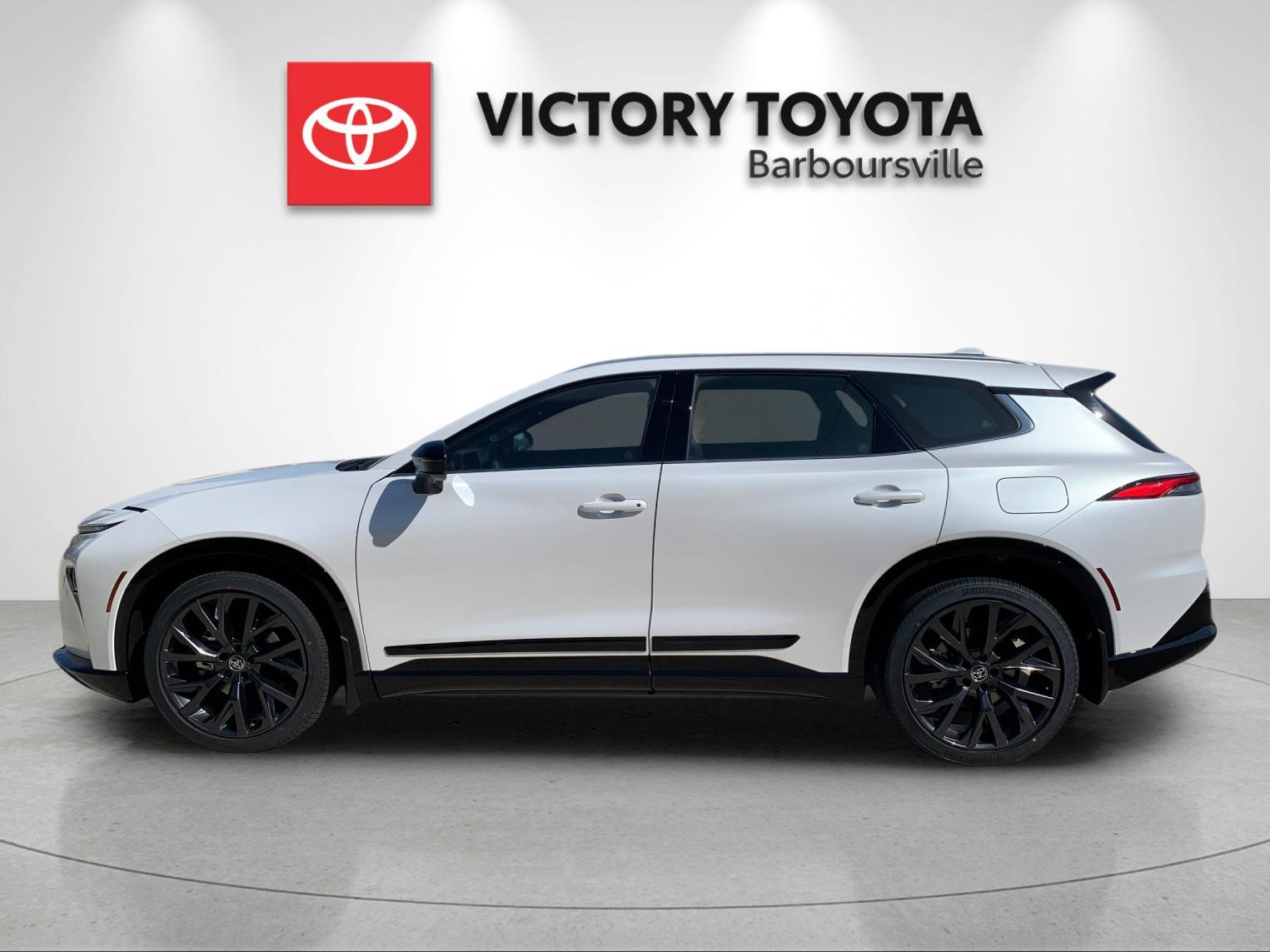 New 2026 Oxygen White Toyota Limited image 2