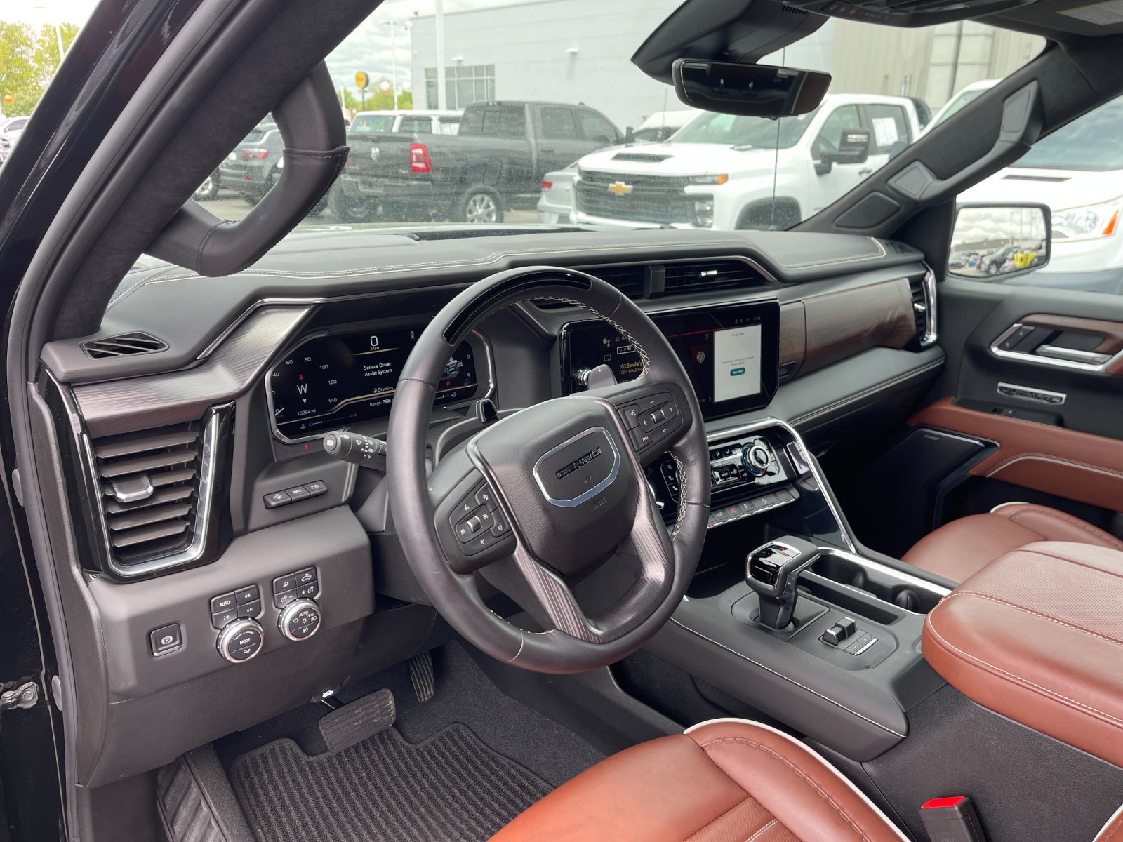 Used 2025 Black GMC Denali Ultimate image 11