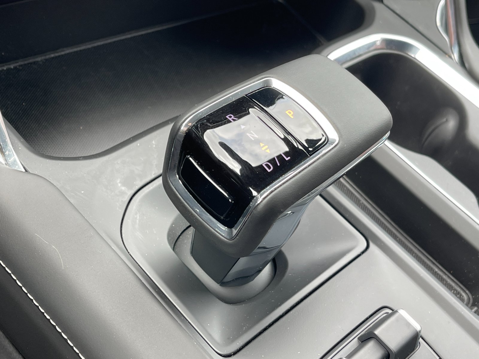 Used 2025 Black GMC Denali Ultimate image 24