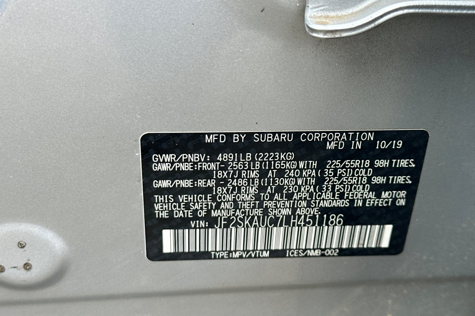 Used 2020 Silver Subaru Limited image 25