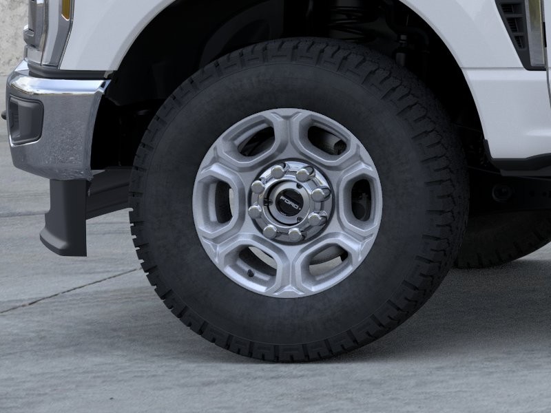 New 2026 Oxford White Ford F-250® XLT image 20