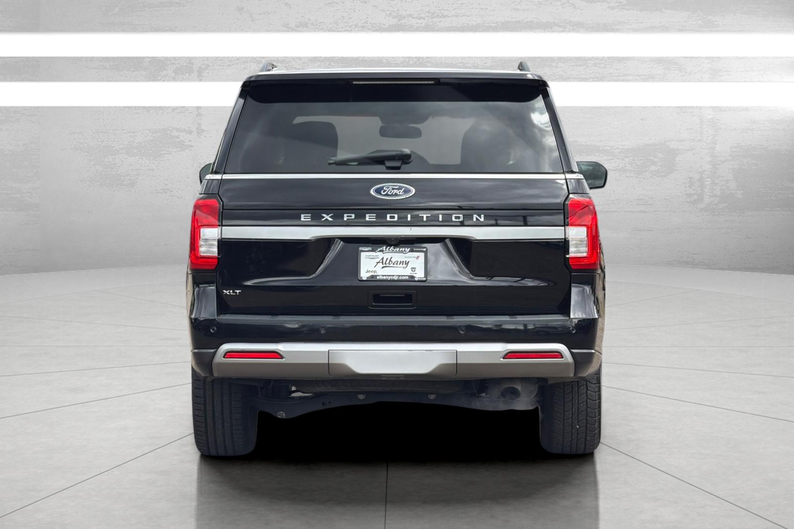 Used 2024 Black Ford XLT image 6