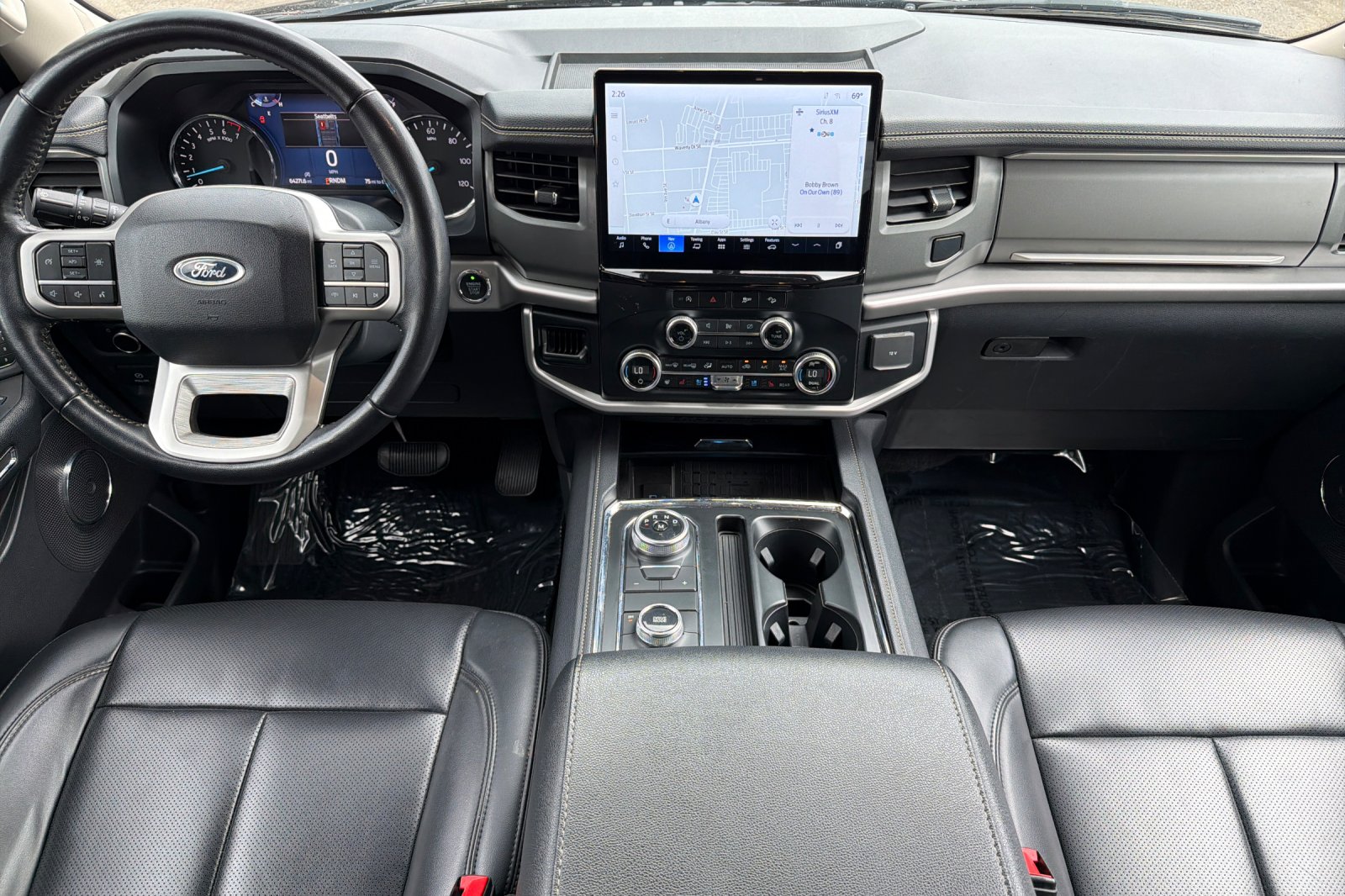 Used 2024 Black Ford XLT image 11