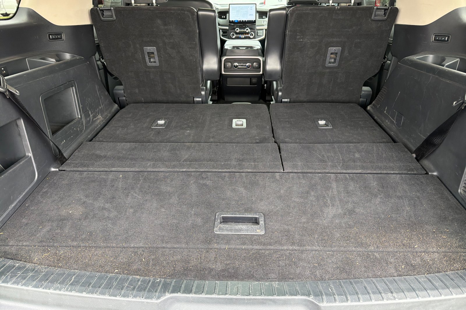 Used 2024 Black Ford XLT image 13