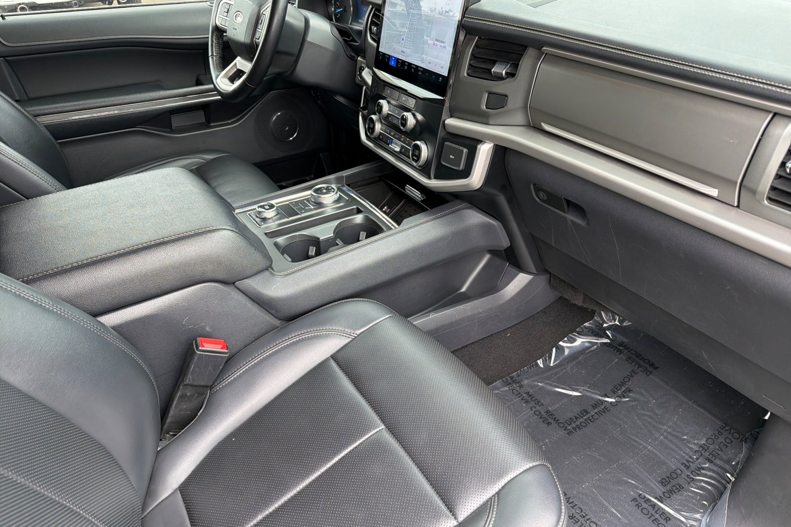 Used 2024 Black Ford XLT image 14