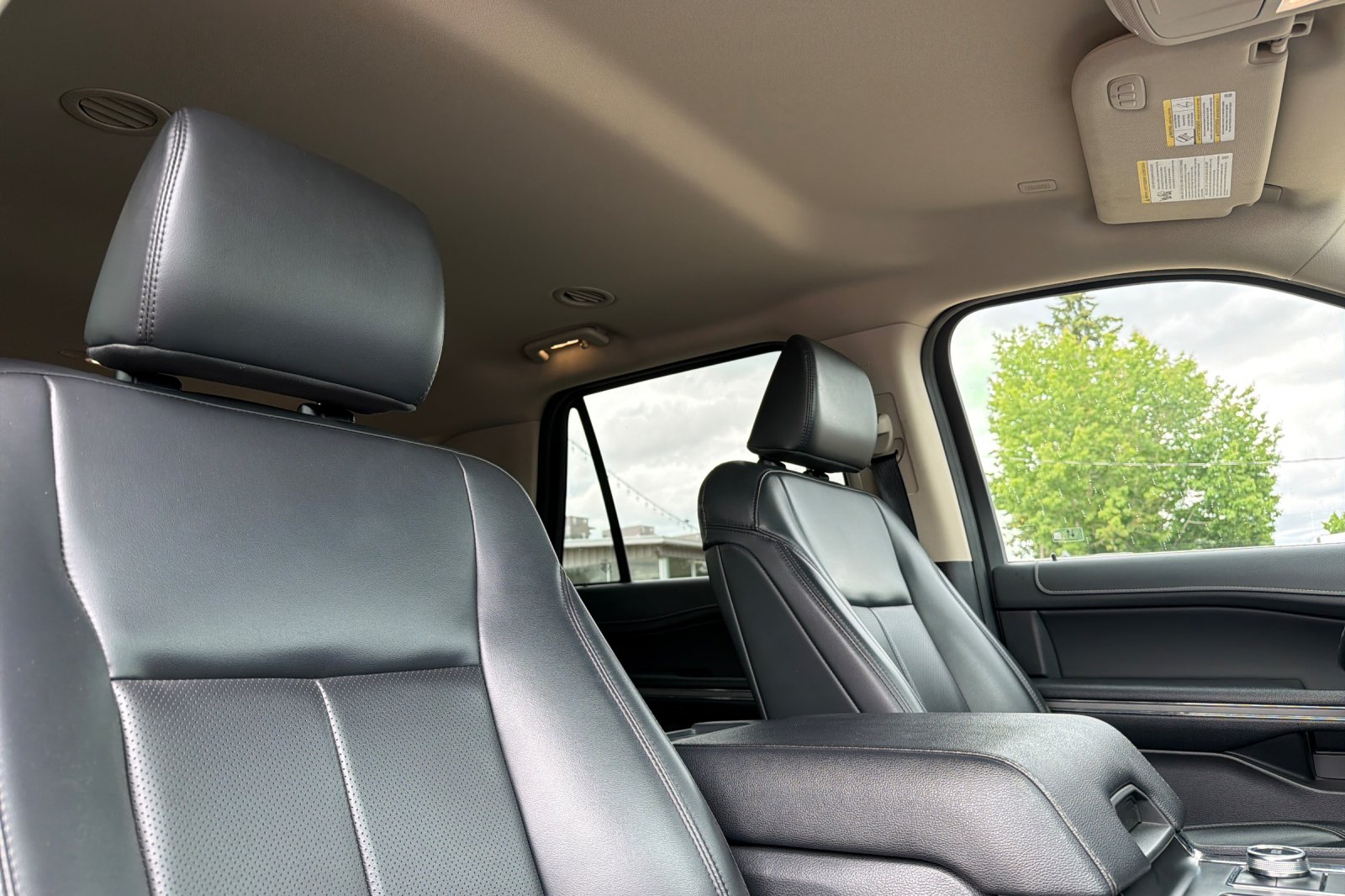 Used 2024 Black Ford XLT image 15