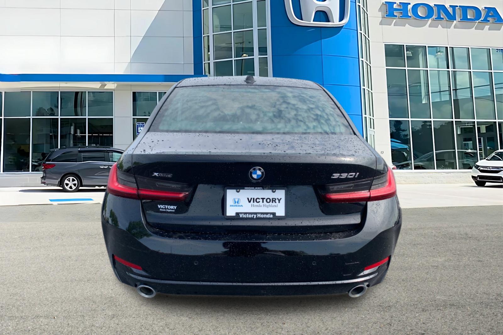 Used 2025 Black BMW 330i xDrive image 4