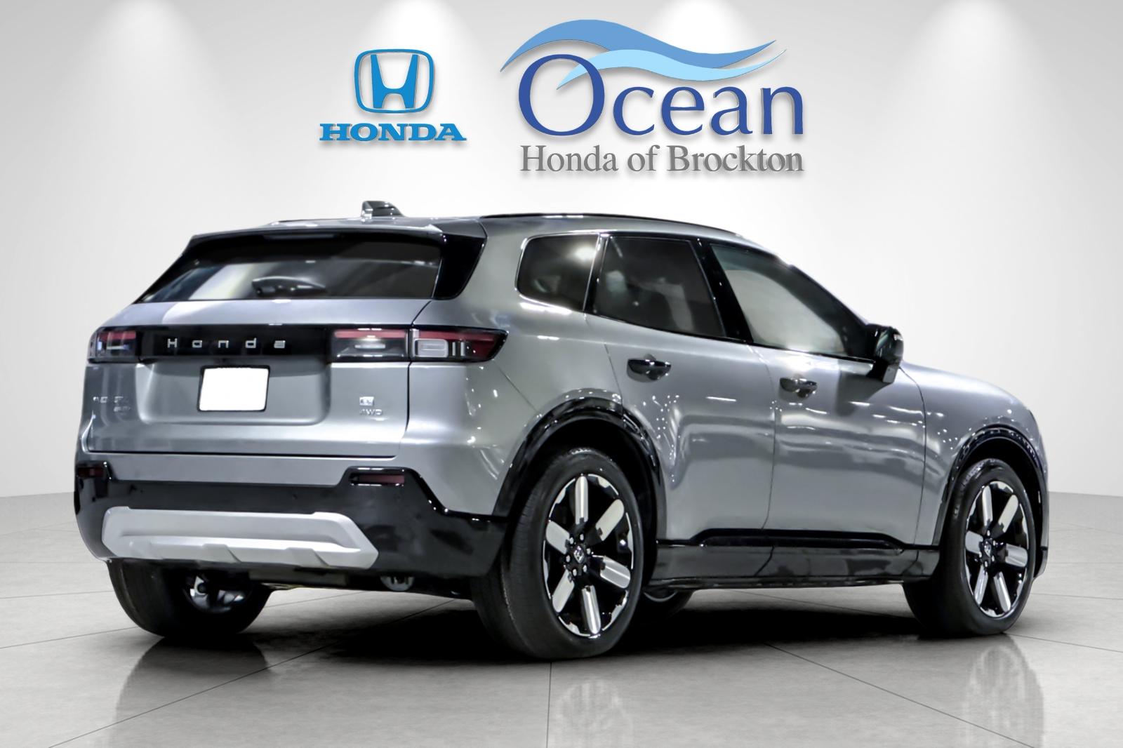 New 2026 Mercury Silver Metallic Honda Elite image 5