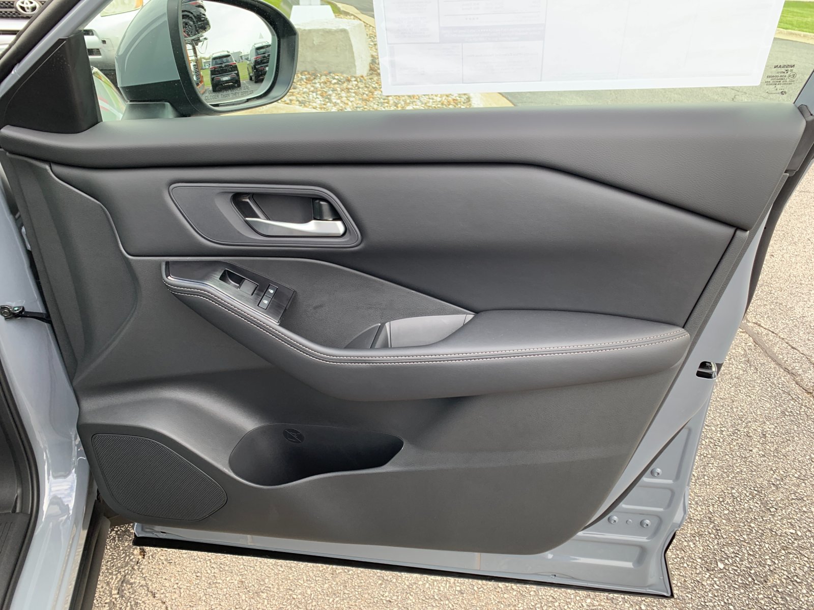 New 2026 Boulder Gray Pearl Nissan SV image 19