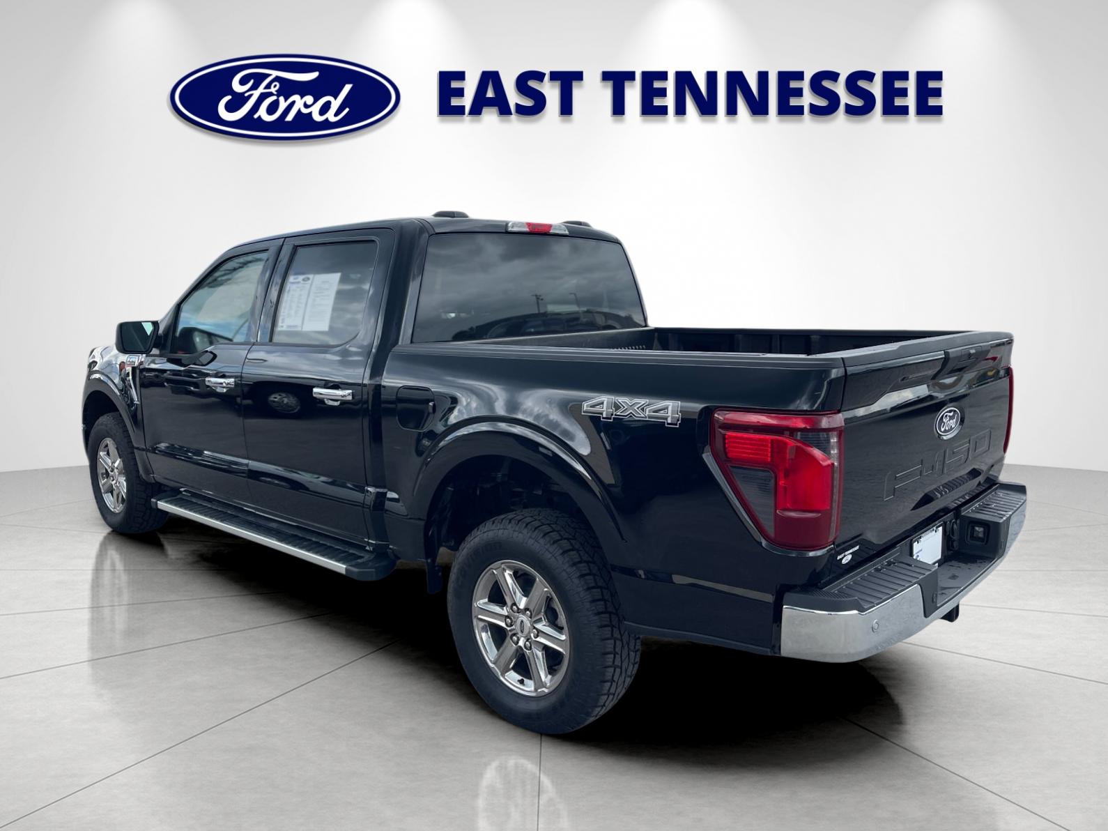 Used 2025 Black Ford XLT image 5
