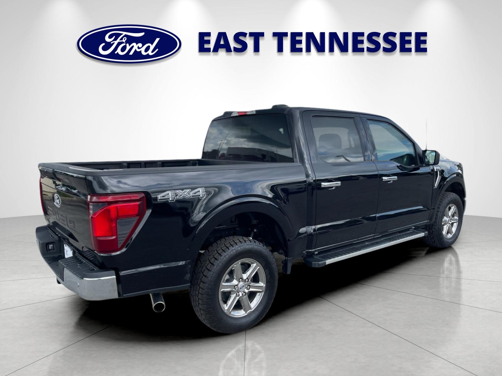 Used 2025 Black Ford XLT image 3