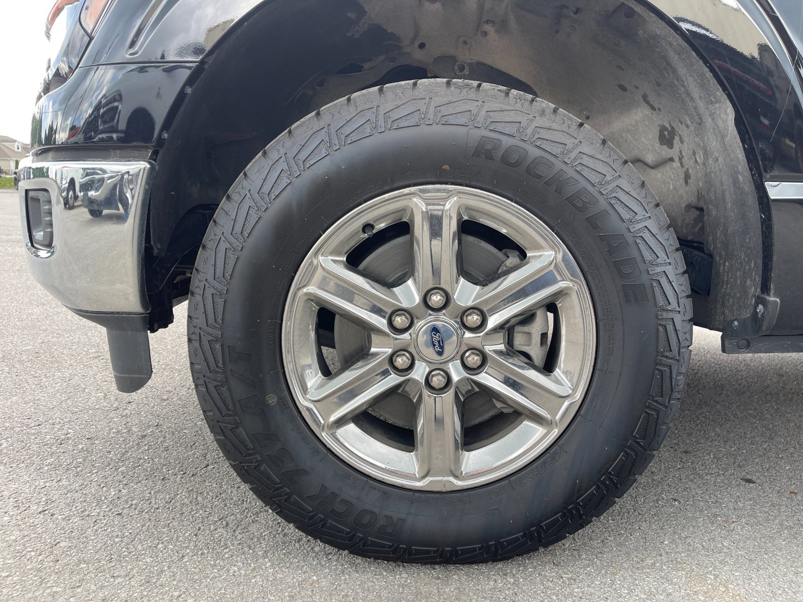 Used 2025 Black Ford XLT image 28