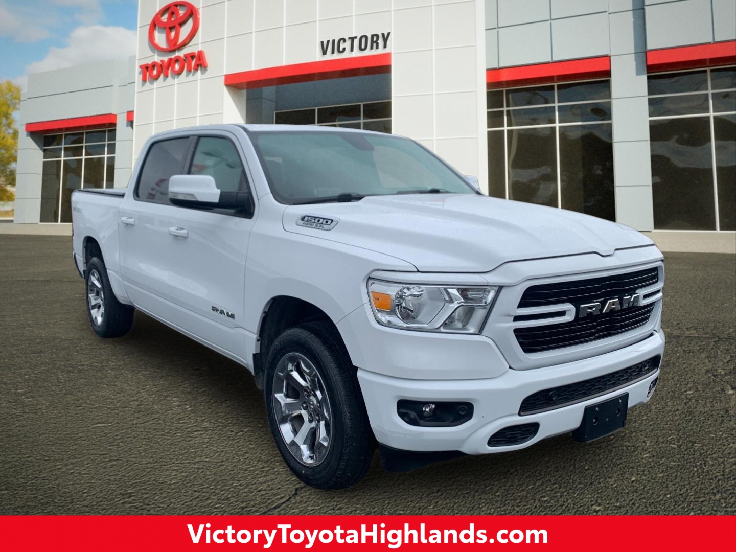 2020 RAM 1500 Big Horn/Lone Star 4x4 Crew Cab 5'7's photo