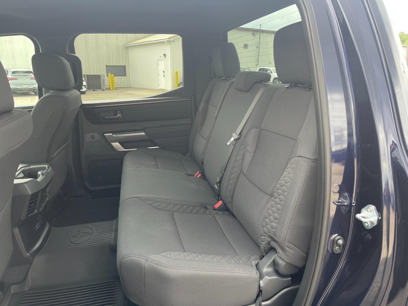 2026 Toyota Tundra SR5 - Photo 13