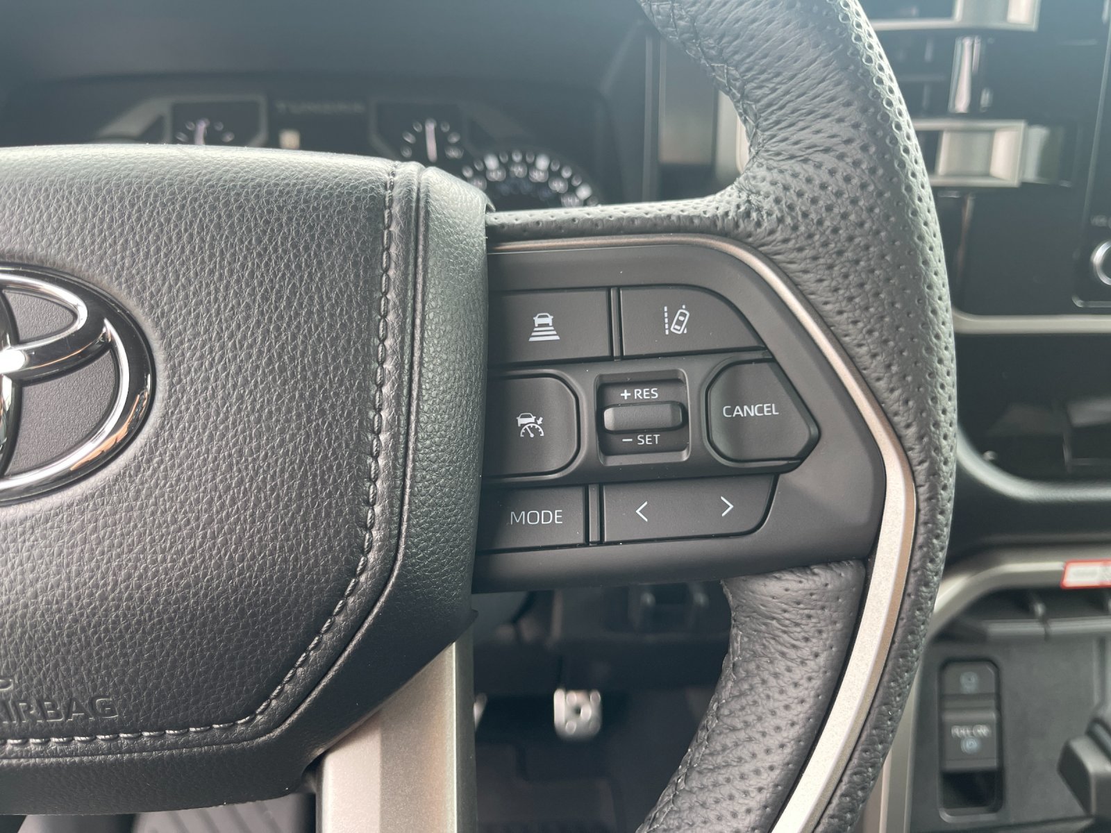 2026 Toyota Tundra SR5 - Photo 27