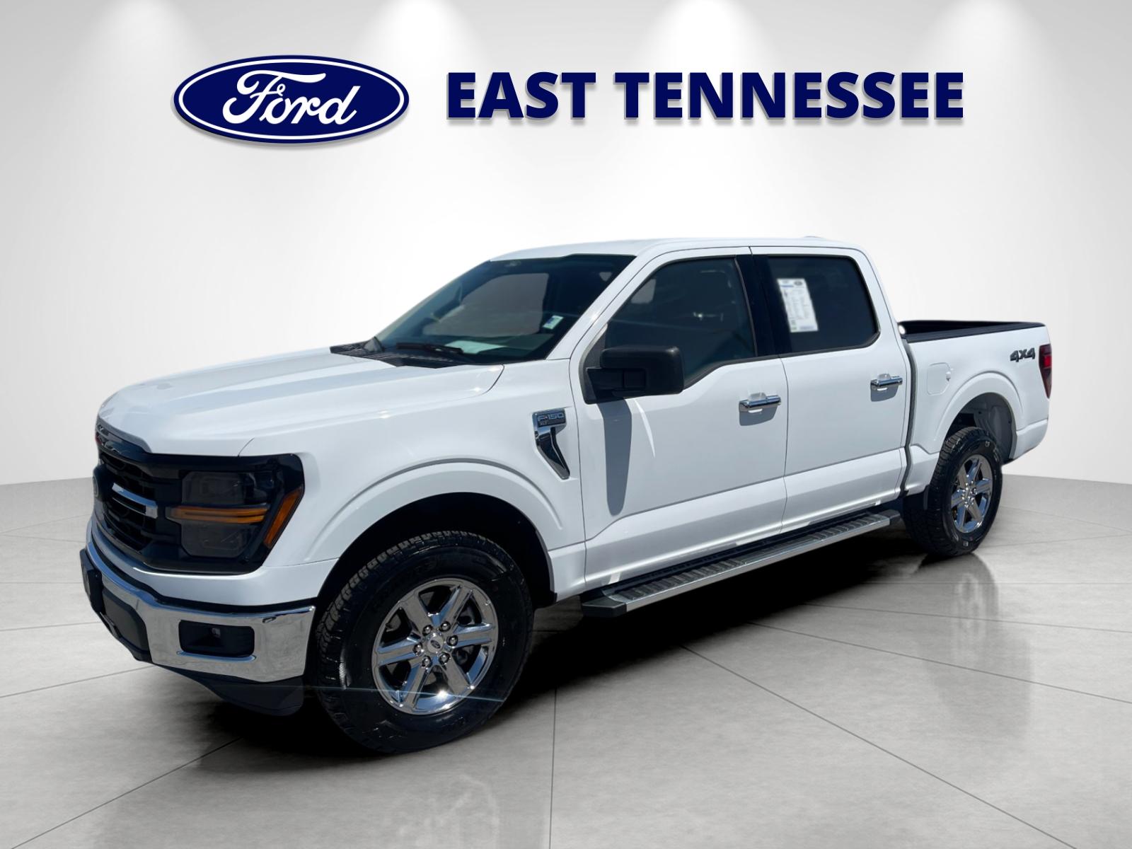 Used 2025 Oxford White Ford XLT image 7