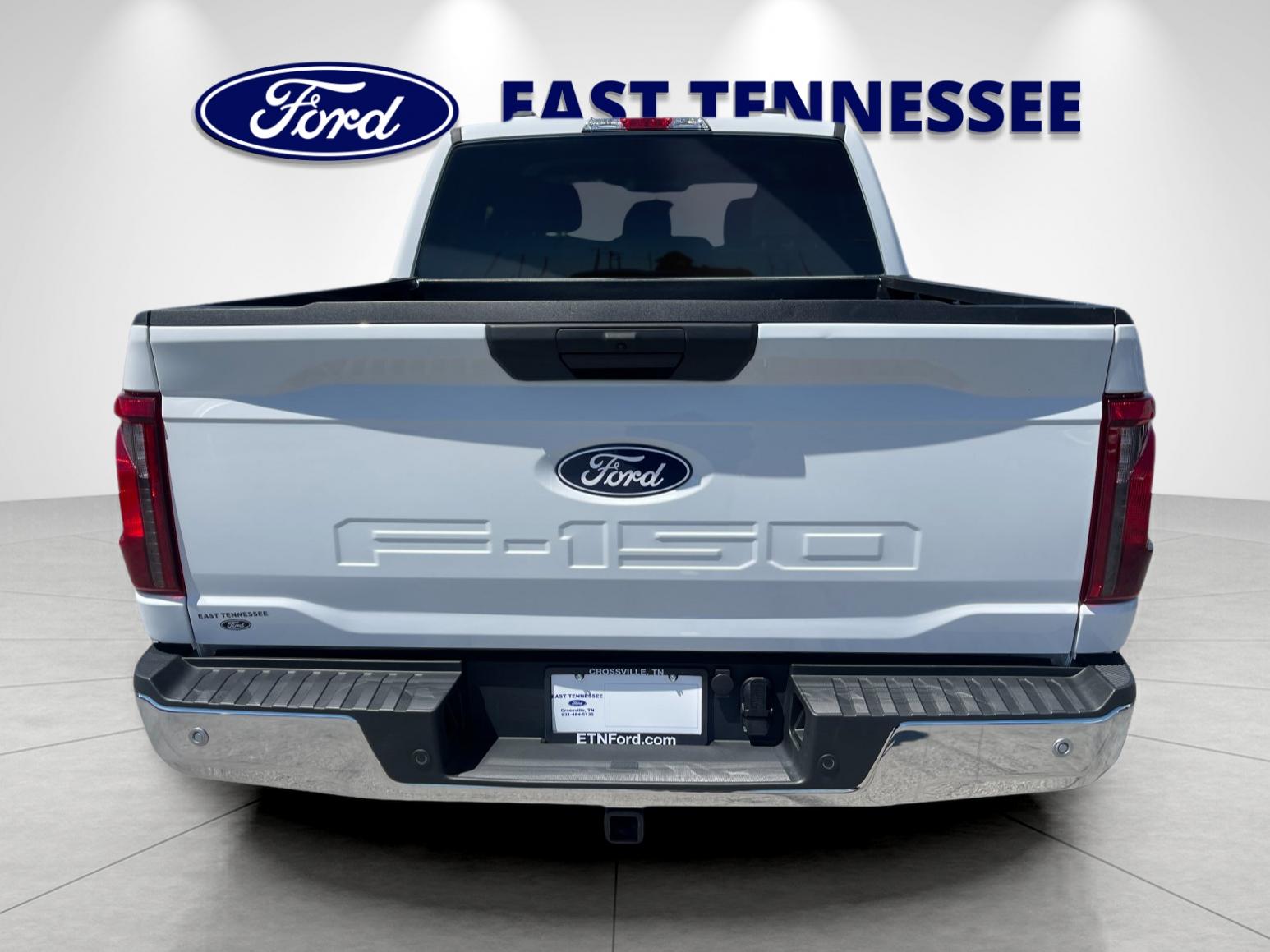Used 2025 Oxford White Ford XLT image 4