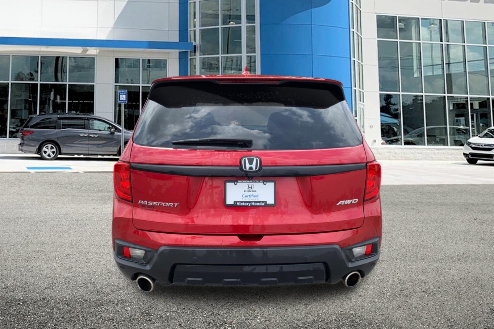 Certified Used 2023 Red Honda EX-L image 4