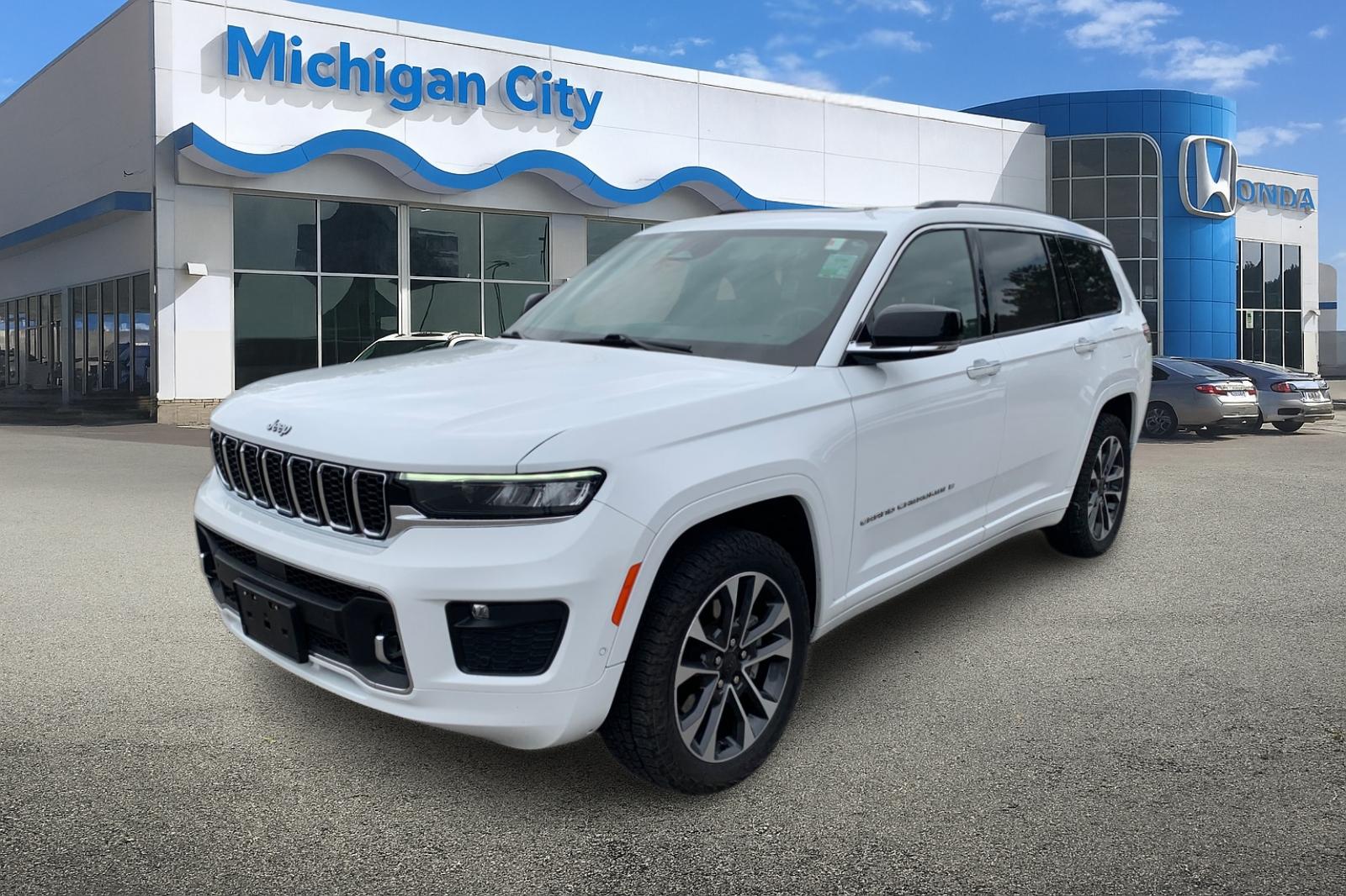 2021 Jeep Grand Cherokee L Overland's photo