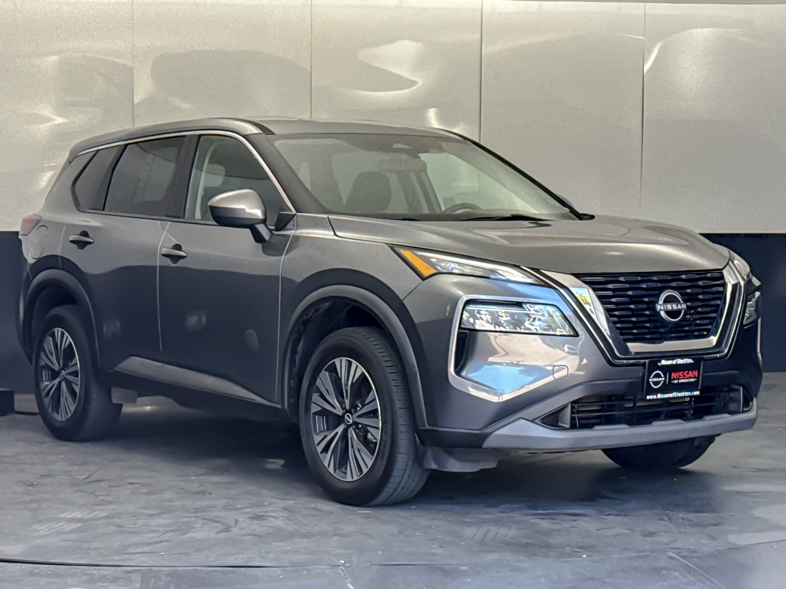 2023 Nissan Rogue SV FWD's photo