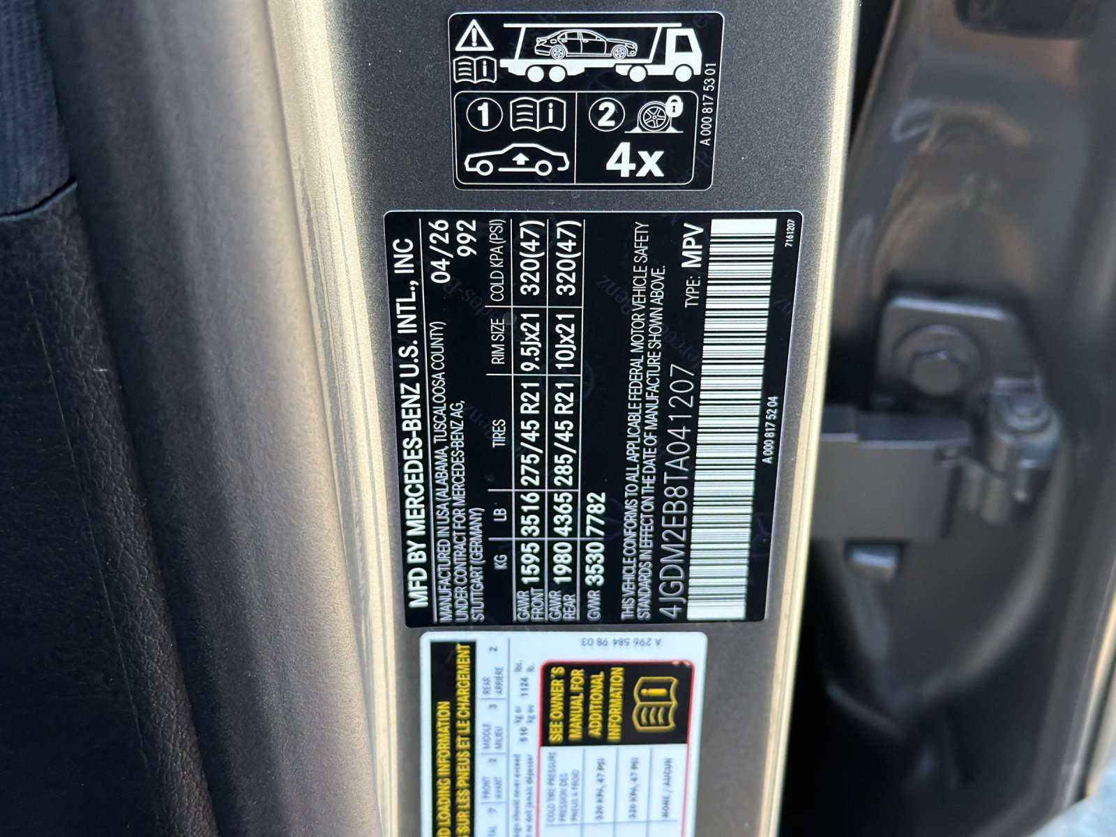 Certified Used 2026 Selenite Grey Metallic Mercedes-Benz 400 4D Sport Utility 4MATIC® image 35